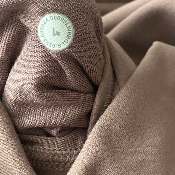 ⭐️Lululemon Align HR Crop 23” Twilight Rose⭐️ - Picture 9 of 11